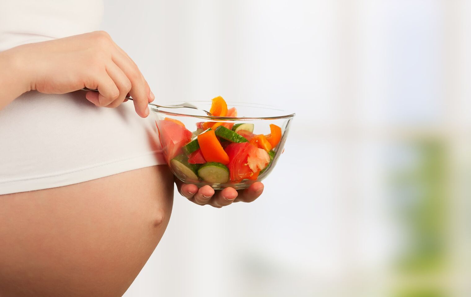 Healthy Nutrition And Pregnancy cropped