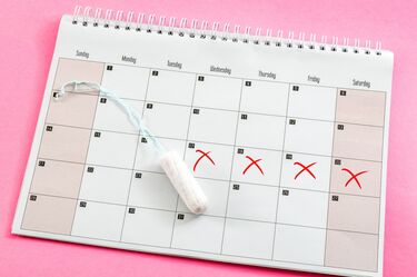 Calendar with dates crossed and tampon 1