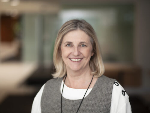 Dr Marita Long